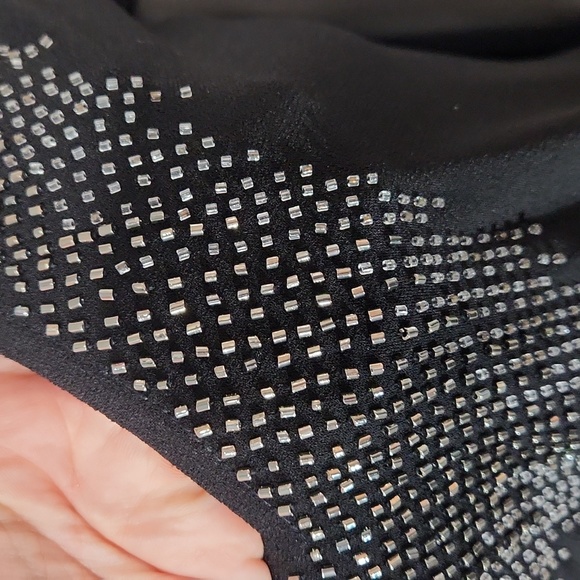 $5☃️Alfani Black Bead Accent Vneck Sheer Sleeves S Flouncy Elastic Waist Hem - Picture 5 of 14